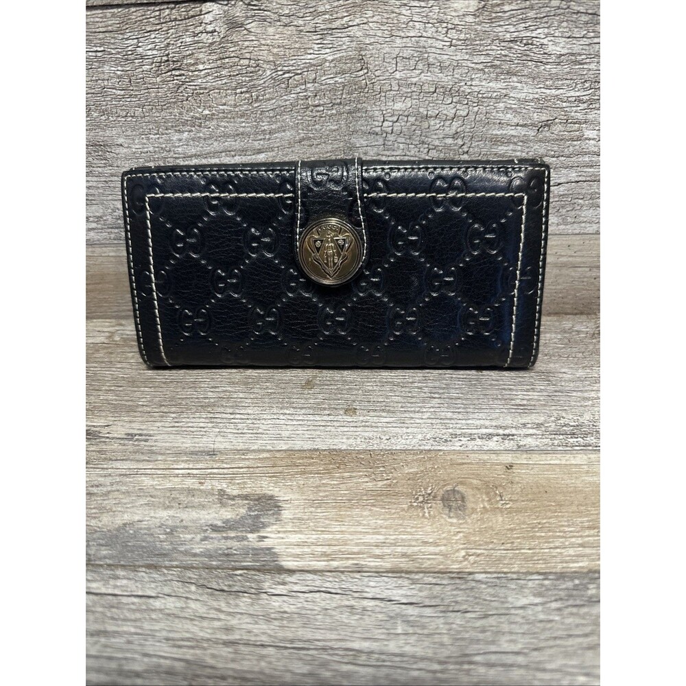 Gucci Crest Emblem Guccissima Leather Long Wallet Bifold elegant brown D633